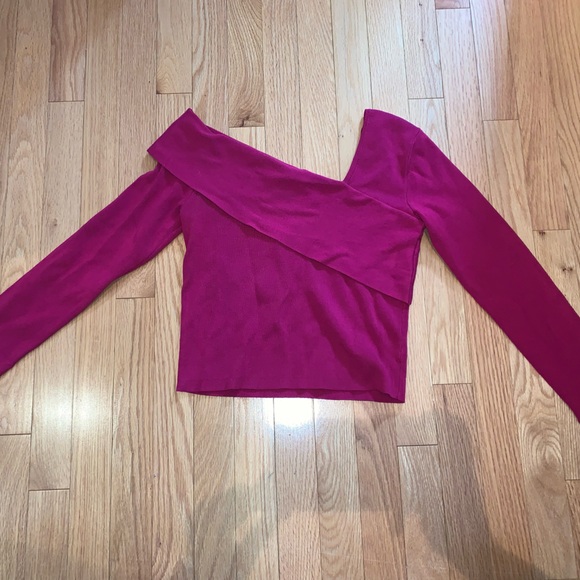 Dynamite off shoulder sweater - Picture 3 of 3
